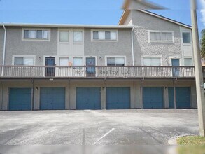 Building Photo - 6325 Newtown Cir