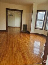 Building Photo - 1530 Sunset Ave