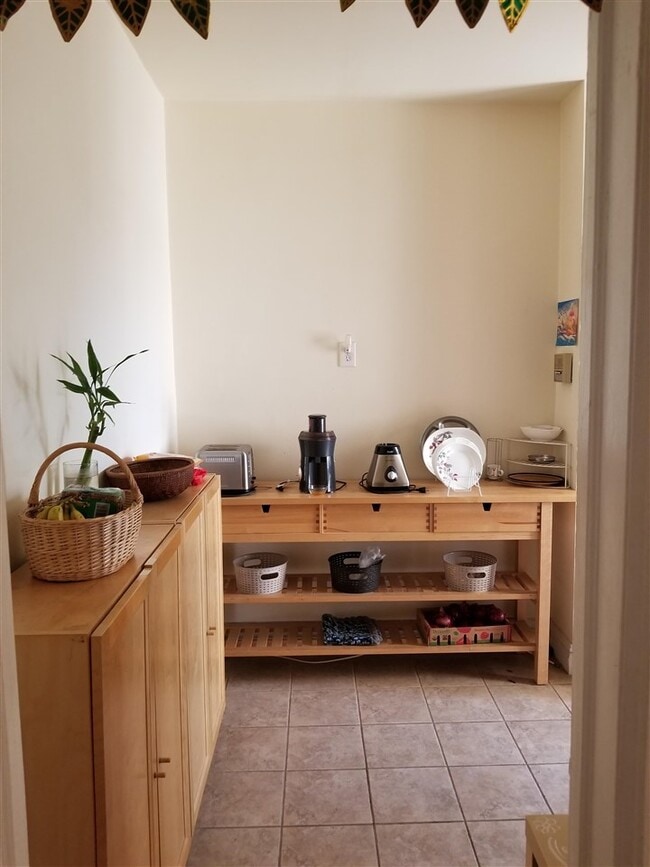 Building Photo - 63 Sherman Pl