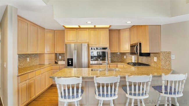 Building Photo - 1362 Seacoast Dr