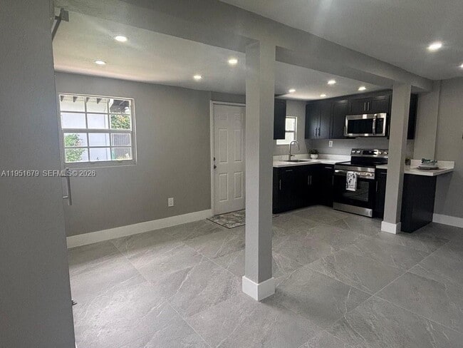 Building Photo - 13025 NW 2nd Ave