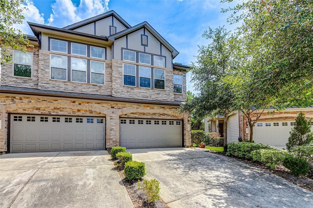 7 Aventura Pl, Spring, TX 77389 Condo for Rent in Spring, TX