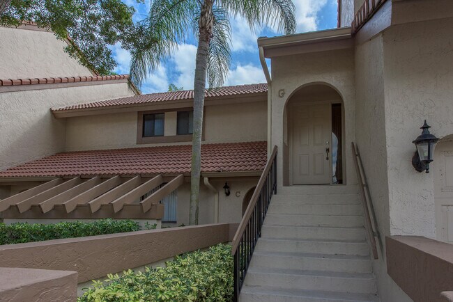 Foto del edificio - 5740 Coach House Cir