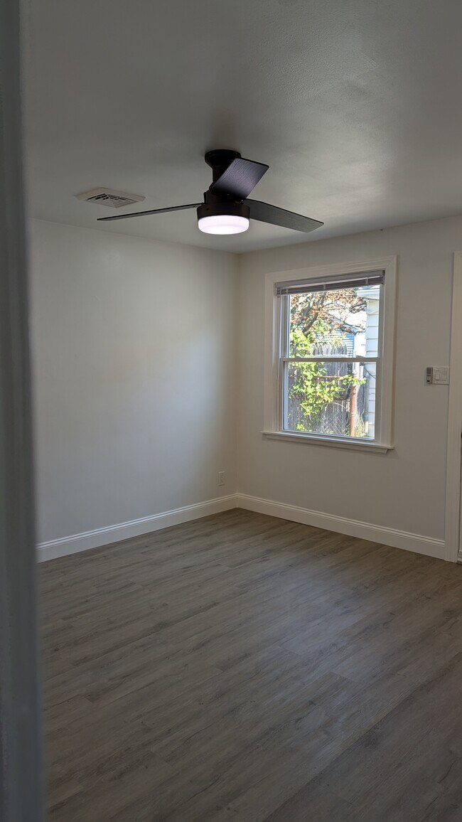 Sala de estar - 48 Knox Ave