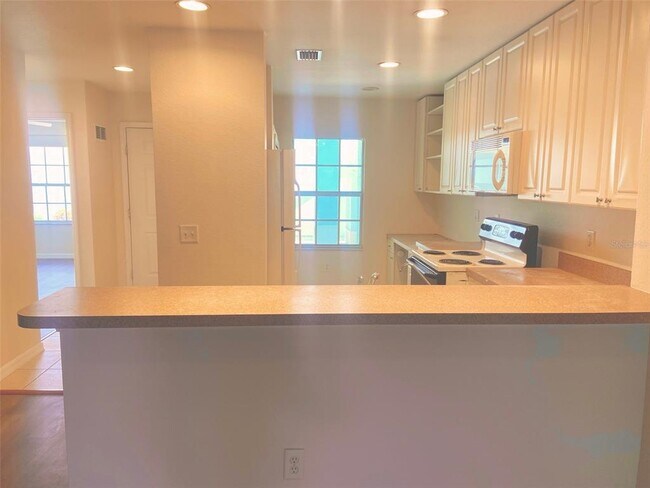 Building Photo - 5771 Sabal Trace Dr