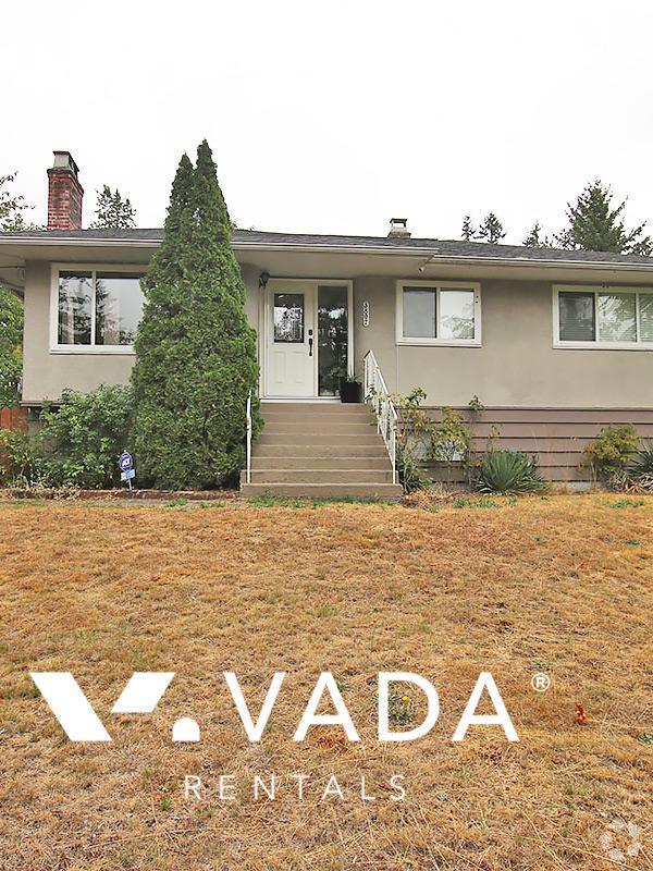 Building Photo - 3807 Marine Dr