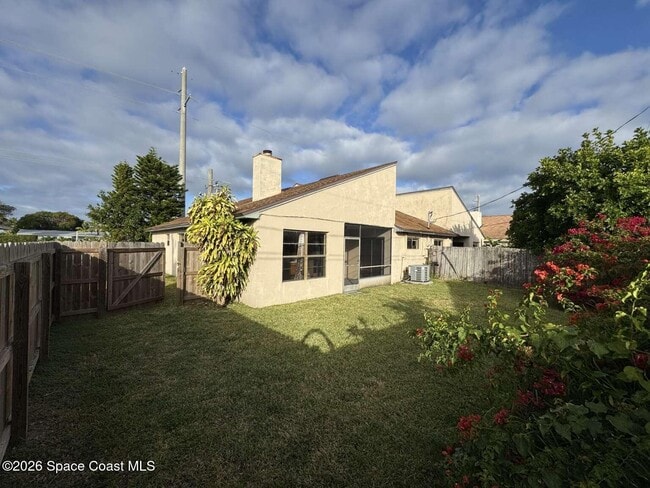 Building Photo - 897 S Patrick Dr