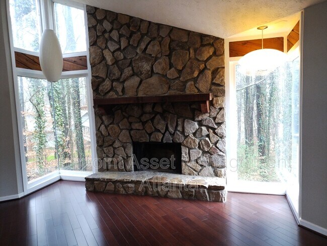 Foto del edificio - 1368 Little Willeo Rd