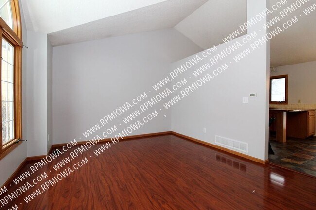Foto del edificio - GRANITE COUNTERTOPS!! 3 Bedroom, 2.5 Bath ...