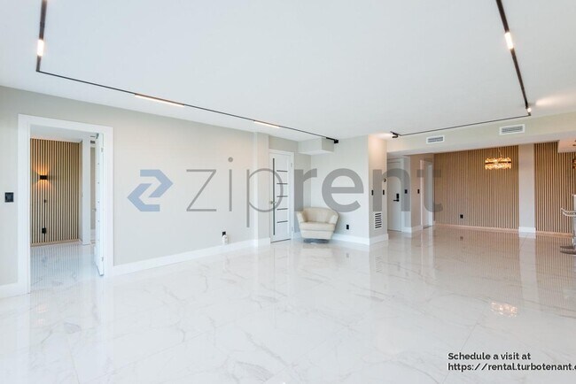Foto del edificio - 50 Harbor View Ln