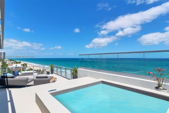 Foto del edificio - 2200 N Ocean Blvd