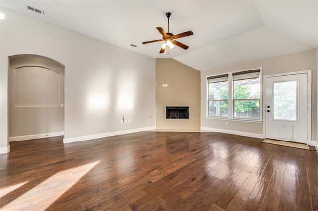 Building Photo - 11800 Bertram Rd