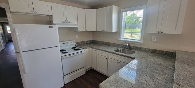 Building Photo - 4505-4507 Dale St