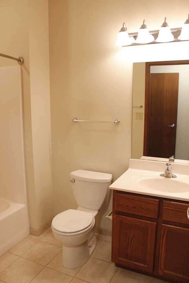 Foto del edificio - 1009 Southland Ln