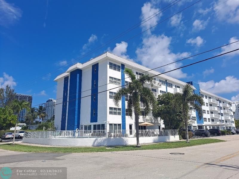 Foto principal - 550 Bayshore Dr