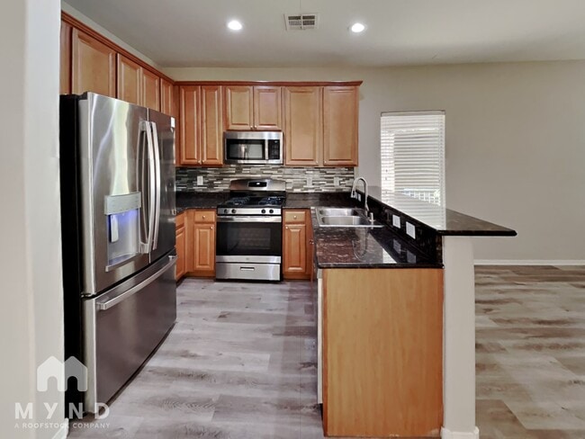 Building Photo - 7608 Tiffany Lamp Ct