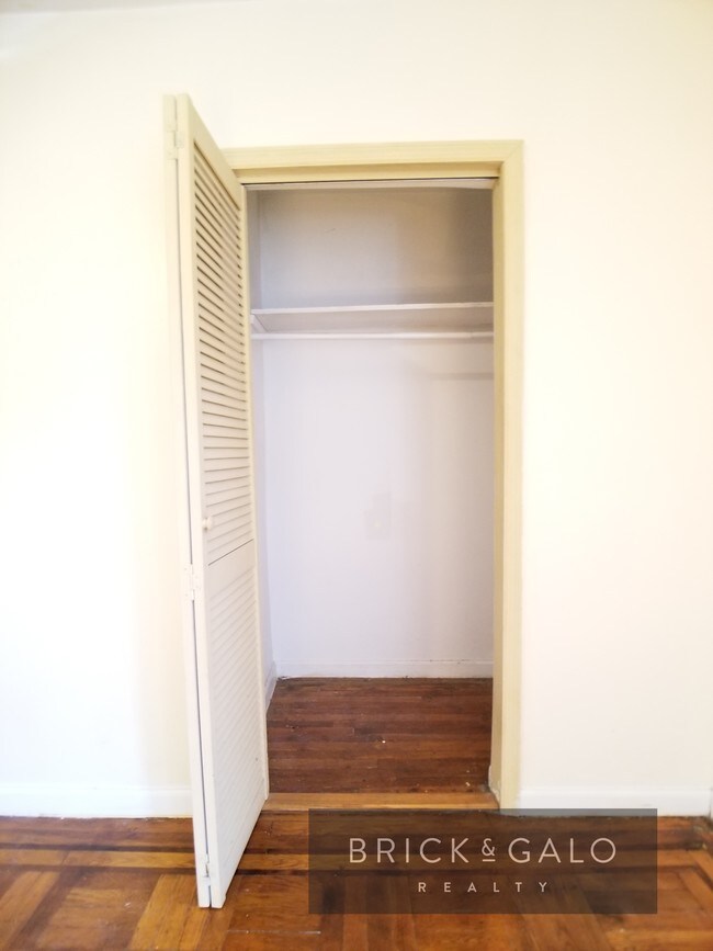 Foto del edificio - 50 Lincoln Rd