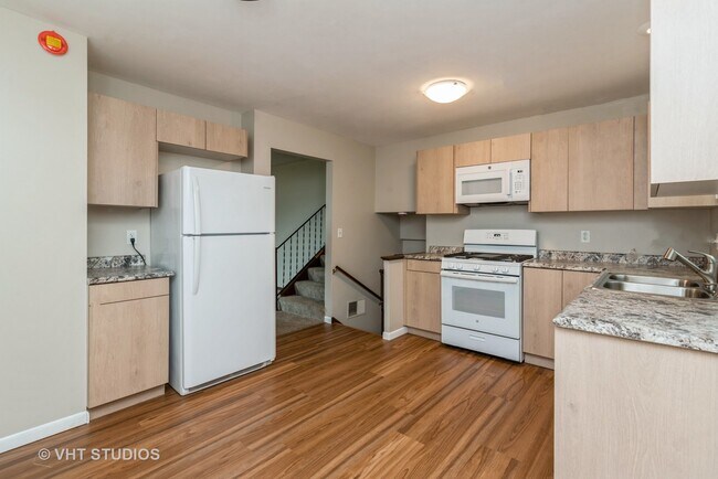 Building Photo - 120 Jackman Dr