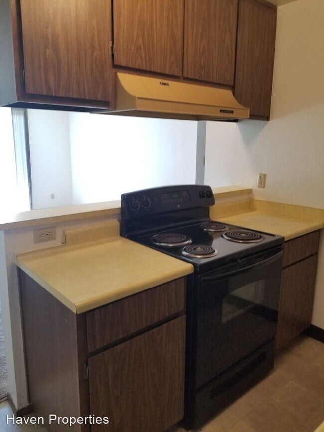Building Photo - 955-957 Woodshire Way