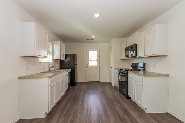 Foto del edificio - 11150 N Lake Mist Ln