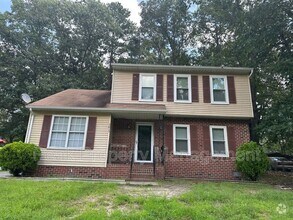 Building Photo - 5013 Cedarbend Ln