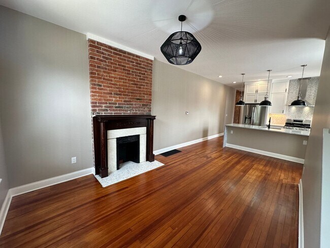 Foto del edificio - W 8th Ave 235-237 HHR