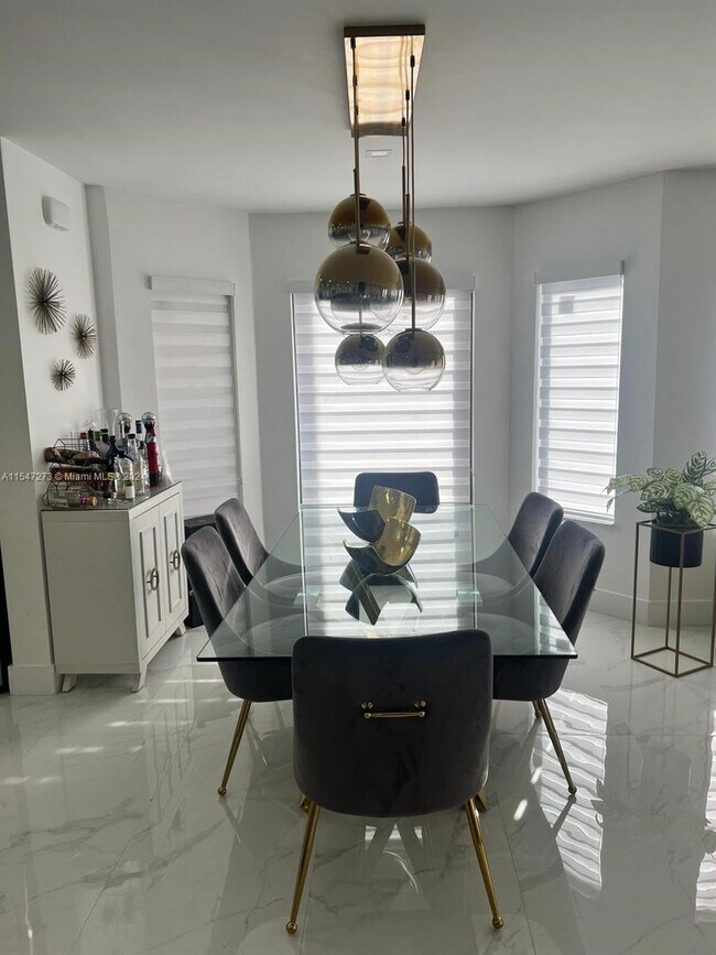 Foto del edificio - 12403 SW 140th St