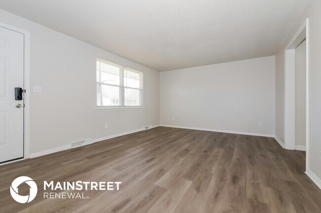 Foto del edificio - 1045 Lindenwood Ln
