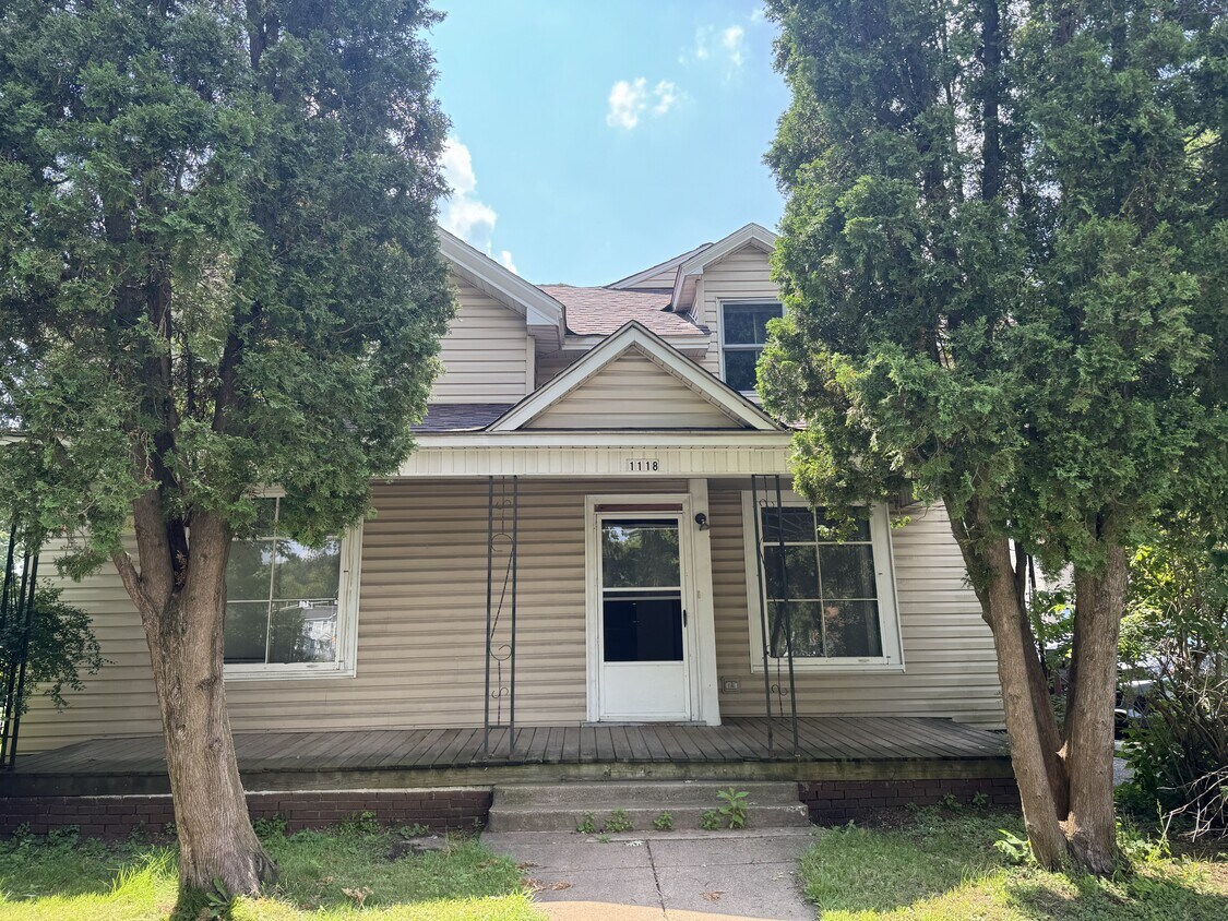 Foto principal - 1118 S Barstow St