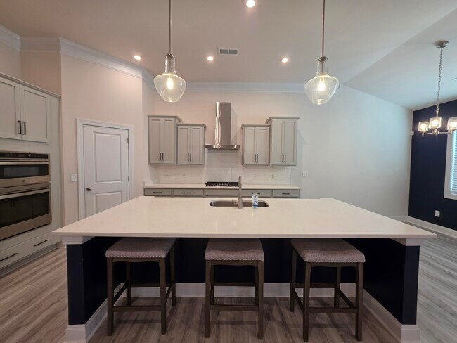 Foto del edificio - 3360 Rustic Dr