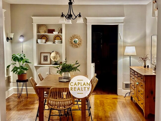 Building Photo - 25 W Rock Ave Building Photo - 25 W Rock Ave