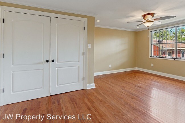 4 Br 3 Bath House 2669 Robert E Lee Blvd Alquileres En New Foto Del Edificio 4 Br 3 Bath House 2669 Robert E Lee