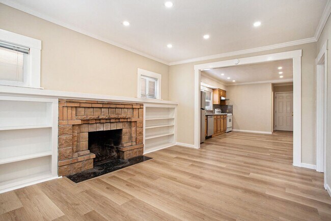 Foto del edificio - Eastman Ave. 3045-3047