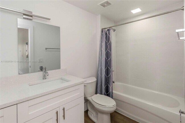 Foto del edificio - 1620 NW 18th St