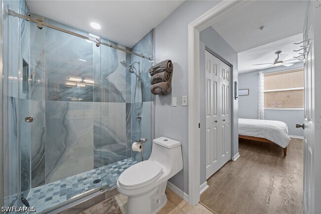 Foto del edificio - 15393 Bellamar Cir