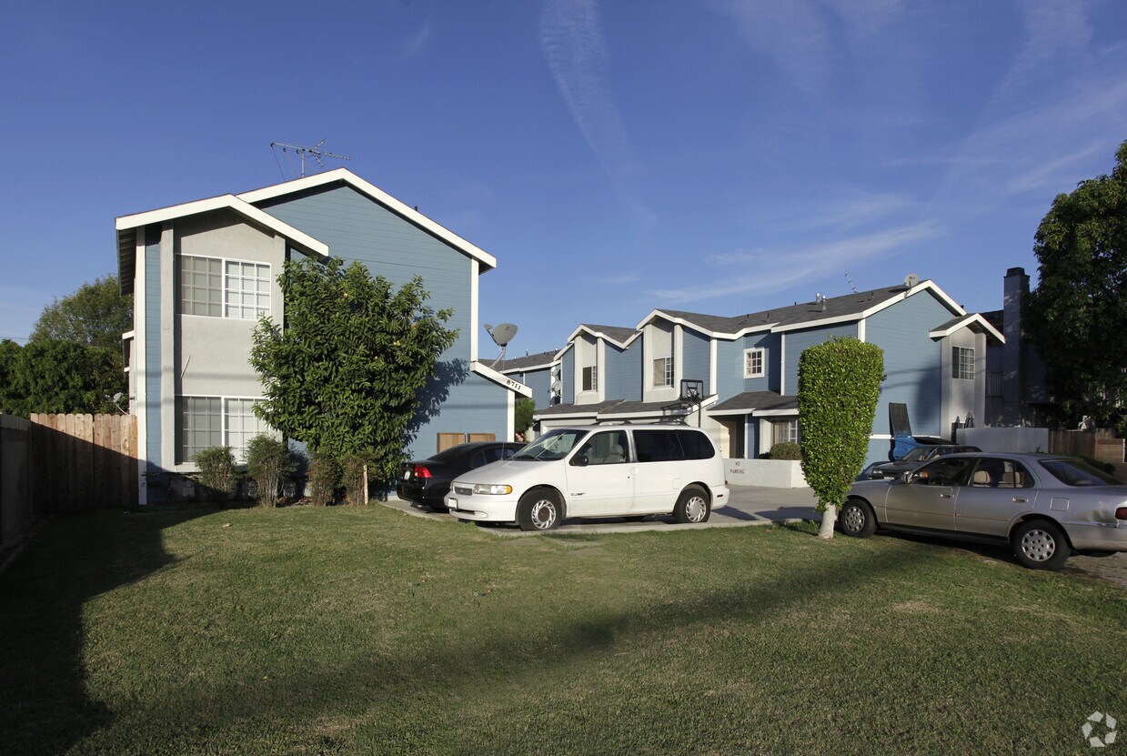 8711 Moody St, Cypress, CA 90630 Apartments in Cypress, CA