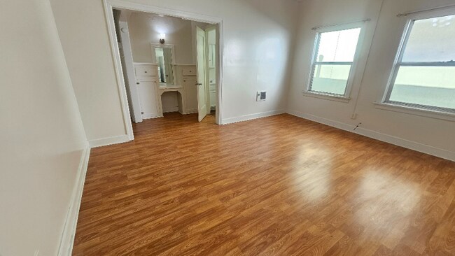 Foto del edificio - 727 S Coronado St