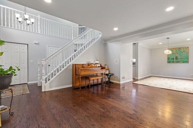 Building Photo - 3144 Bennett Pl