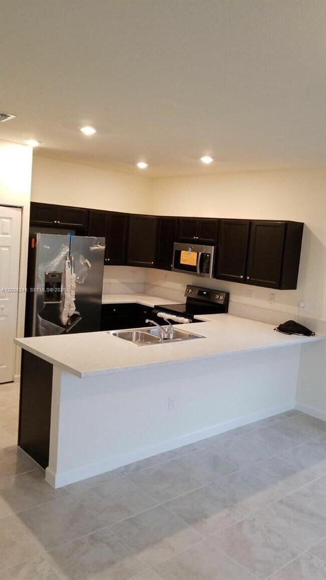 Foto del edificio - 11520 SW 250th St