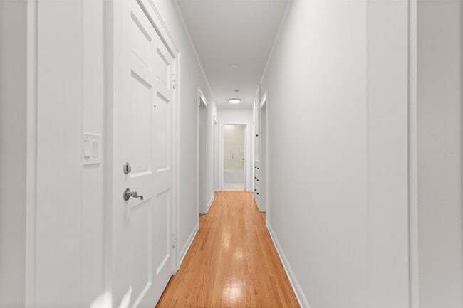 Building Photo - 518 N Genesee Ave