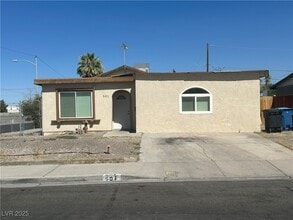 Building Photo - 501 Slayton Dr