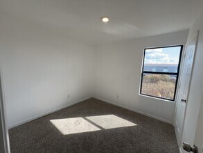 Building Photo - 695 Rd 5707