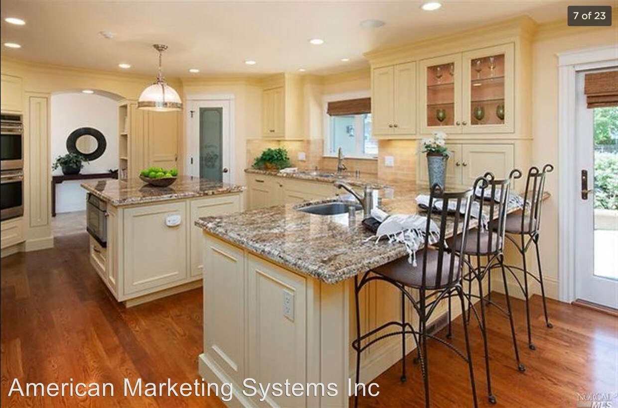 Foto principal - 156 Riviera Cir