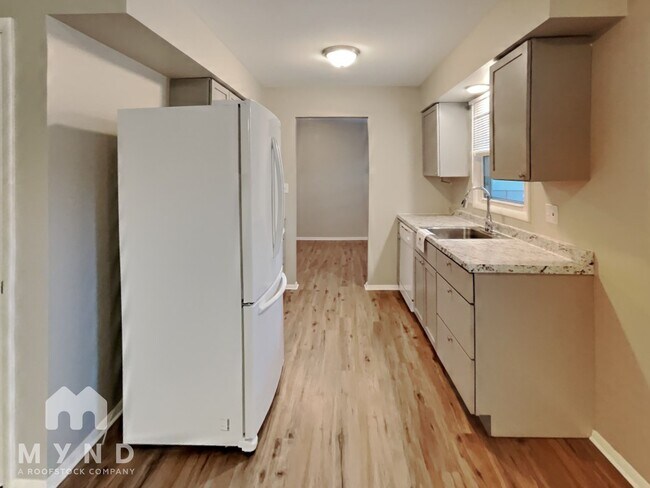 Foto del edificio - 4163 Kenridge Dr