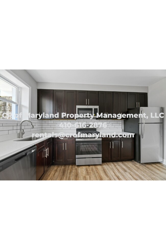 Foto del edificio - WAITLIST APPLICATIONS ONLY