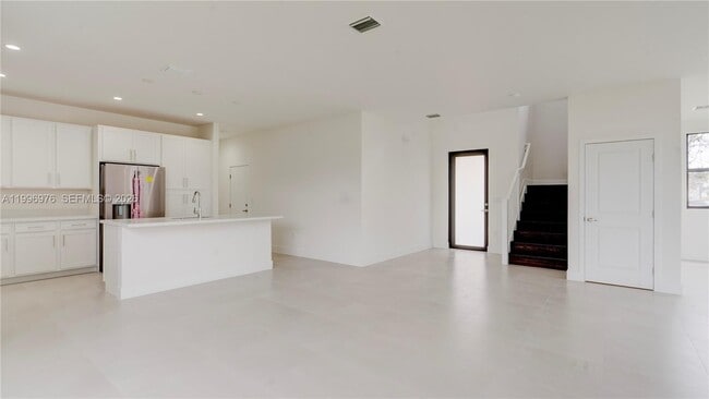 Photo - 20930 SW 96th Ave House