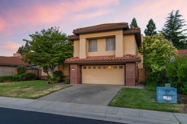 Building Photo - 1451 Lorimer Way