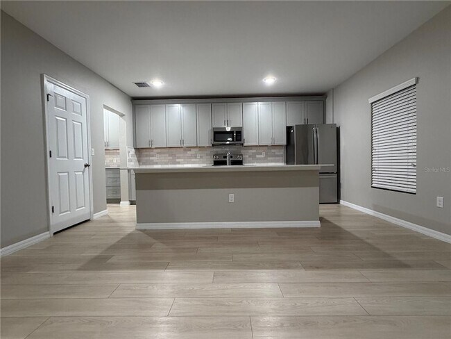 Building Photo - 12668 Tannencrest Dr