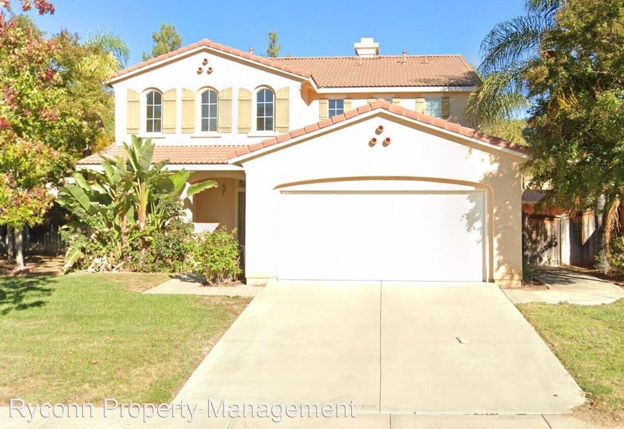 Primary Photo - 4 br, 3 bath House - 27850 Starfall Way