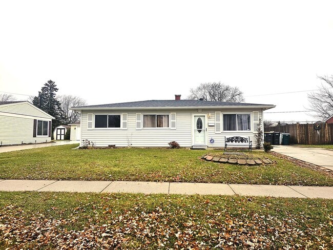 Building Photo - 508 Tanglewood Dr